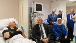 President Ilham Aliyev arrives at hospital to visit Binali Yildirim, Şamil Ayrim and bodyguard Oguzhan Demirçi, who had traffic accident in Azerbaijan (PHOTO/VIDEO)