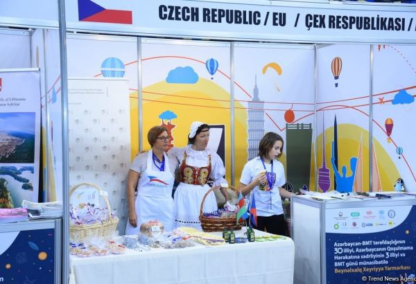 Baku hosting International Charity Fair dedicated to UN Day (PHOTO)