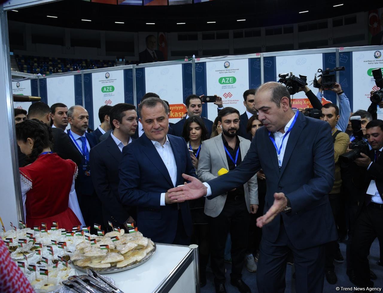 Baku hosting International Charity Fair dedicated to UN Day (PHOTO)