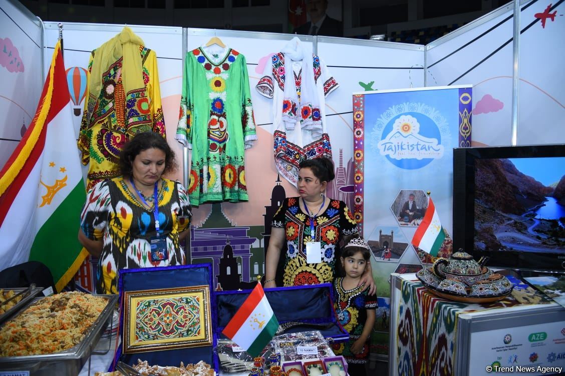 Baku hosting International Charity Fair dedicated to UN Day (PHOTO)