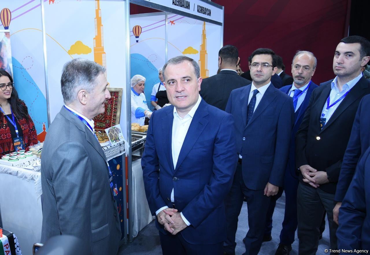 Baku hosting International Charity Fair dedicated to UN Day (PHOTO)