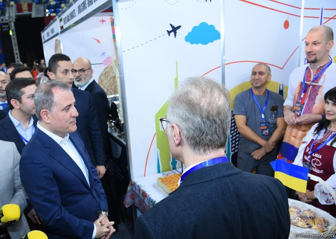 Baku hosting International Charity Fair dedicated to UN Day (PHOTO)