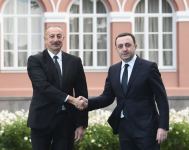 Президент Ильхам Алиев и премьер-министр Грузии Ираклий Гарибашвили выступили с заявлениями для печати (ФОТО/ВИДЕО)