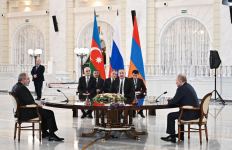 В Сочи состоялась встреча Президента Азербайджана с Президентом России и премьер-министром Армении (ФОТО/ВИДЕО)
