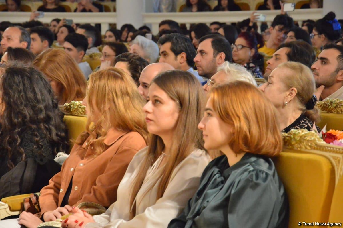 Красота оркестровых красок и жанровое многообразие. В Баку отметили 100-летие Фикрета Амирова (ФОТО/ВИДЕО)