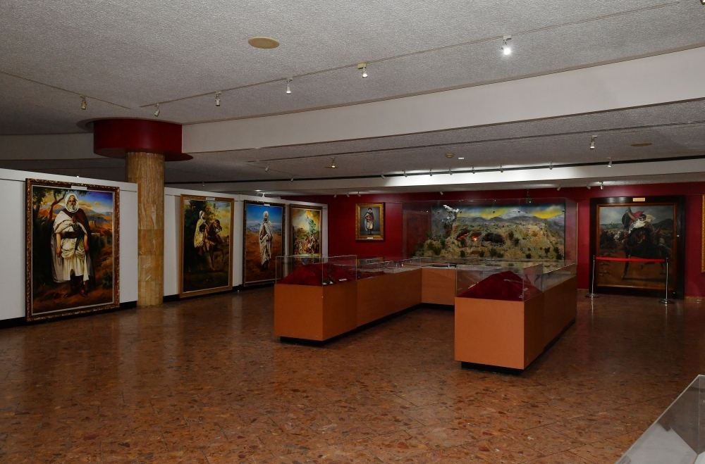 President Ilham Aliyev visits Martyrs Memorial, National Museum of Moudjahid in Algiers (PHOTO/VIDEO)