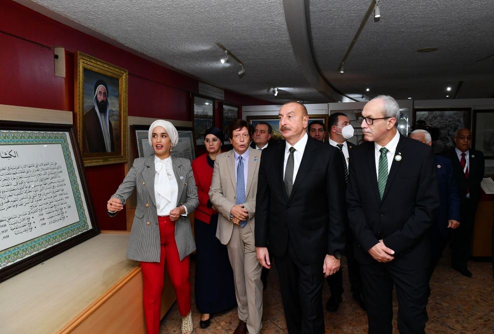 President Ilham Aliyev visits Martyrs Memorial, National Museum of Moudjahid in Algiers (PHOTO/VIDEO)