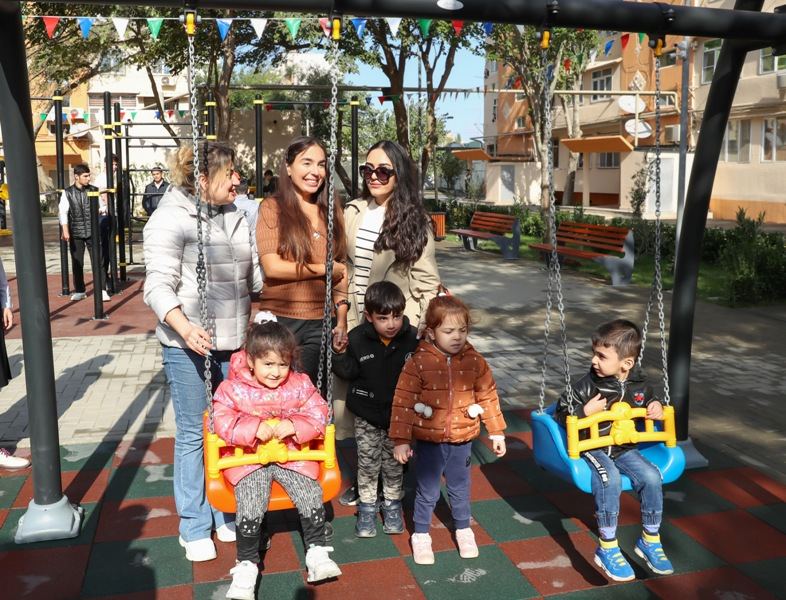VP of Heydar Aliyev Foundation Leyla Aliyeva attends inauguration of another yard redeveloped under “Our yard” project (PHOTO)