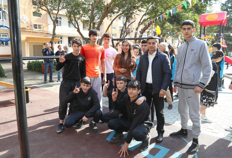 VP of Heydar Aliyev Foundation Leyla Aliyeva attends inauguration of another yard redeveloped under “Our yard” project (PHOTO)