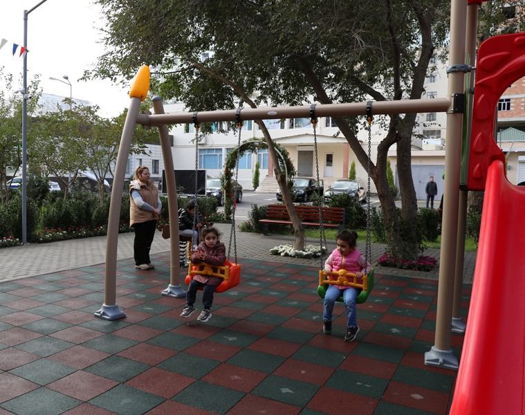 VP of Heydar Aliyev Foundation Leyla Aliyeva attends inauguration of another yard redeveloped under “Our yard” project (PHOTO)