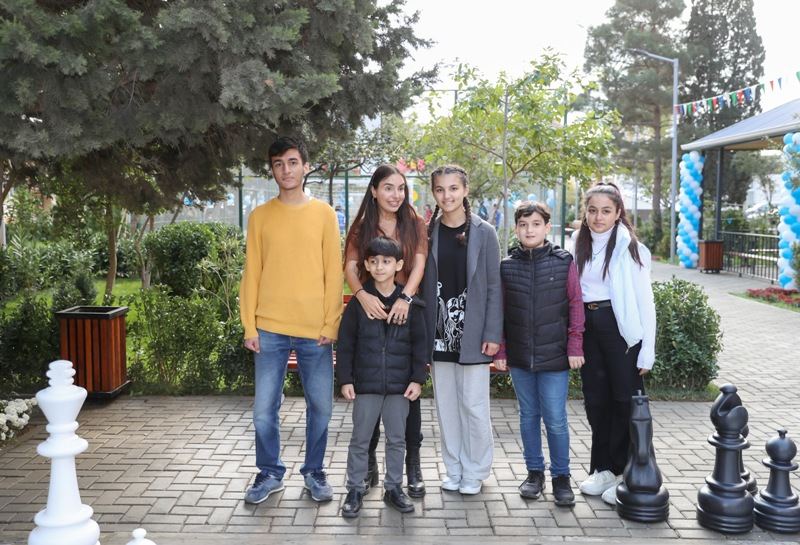 VP of Heydar Aliyev Foundation Leyla Aliyeva attends inauguration of another yard redeveloped under “Our yard” project (PHOTO)