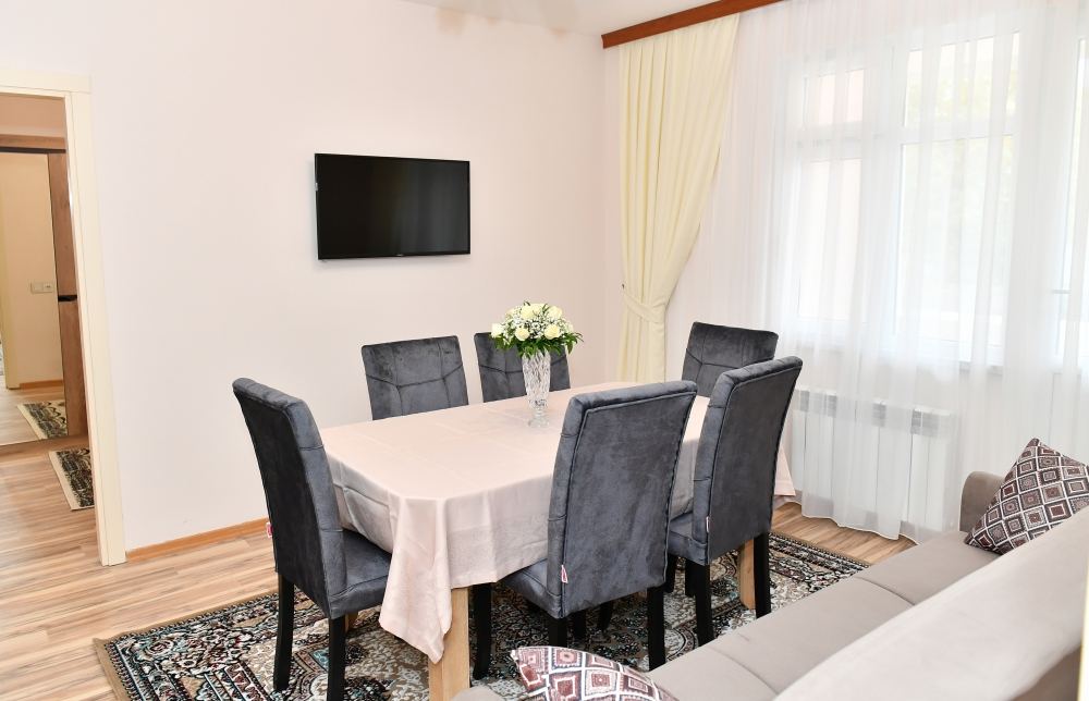 President Ilham Aliyev views conditions created at newly commissioned military unit of Defense Ministry in Fuzuli district (PHOTO/VIDEO)