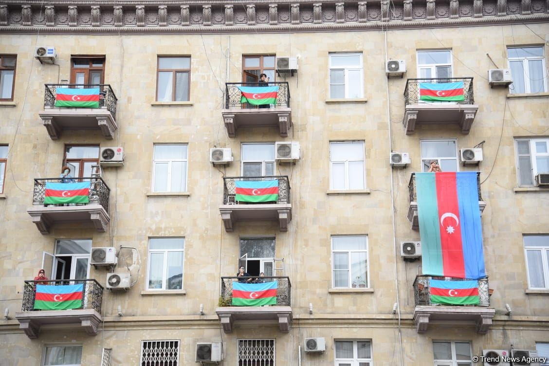 Procession with military bands in Baku on occasion of Victory Day (PHOTO/VIDEO)