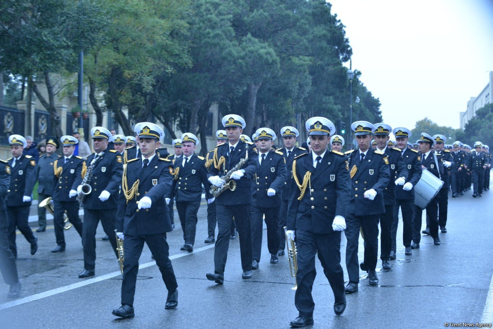 Procession with military bands in Baku on occasion of Victory Day (PHOTO/VIDEO)