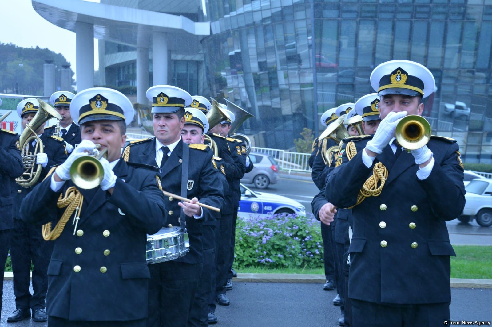 Procession with military bands in Baku on occasion of Victory Day (PHOTO/VIDEO)
