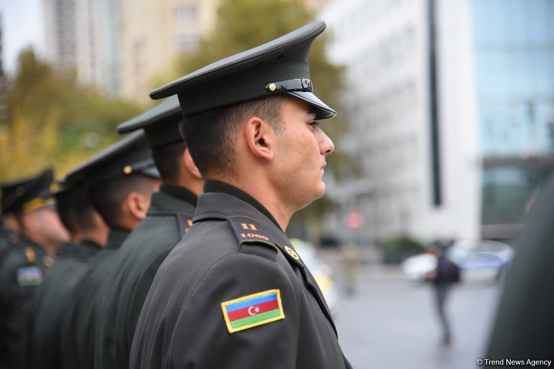 Procession with military bands in Baku on occasion of Victory Day (PHOTO/VIDEO)