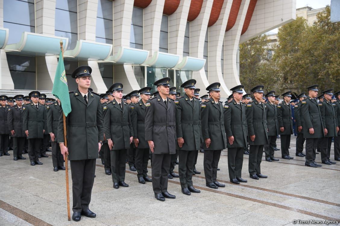 Procession with military bands in Baku on occasion of Victory Day (PHOTO/VIDEO)