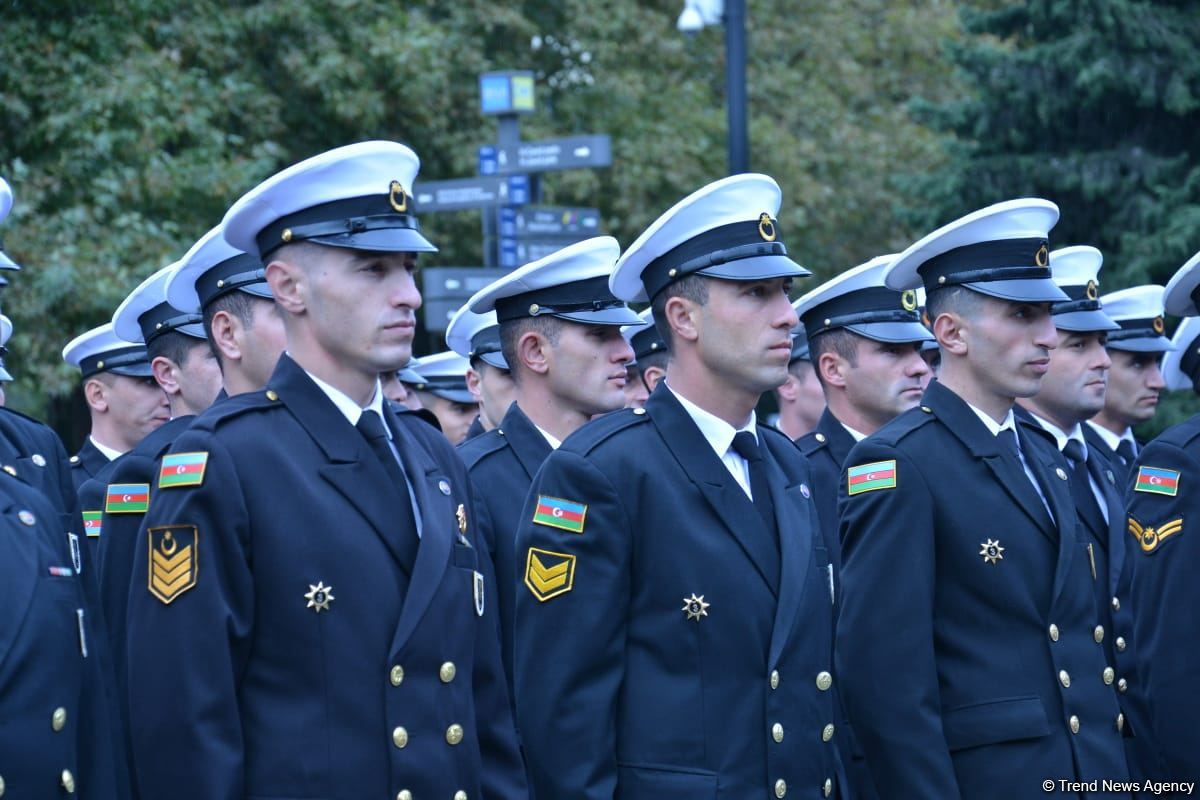 Procession with military bands in Baku on occasion of Victory Day (PHOTO/VIDEO)