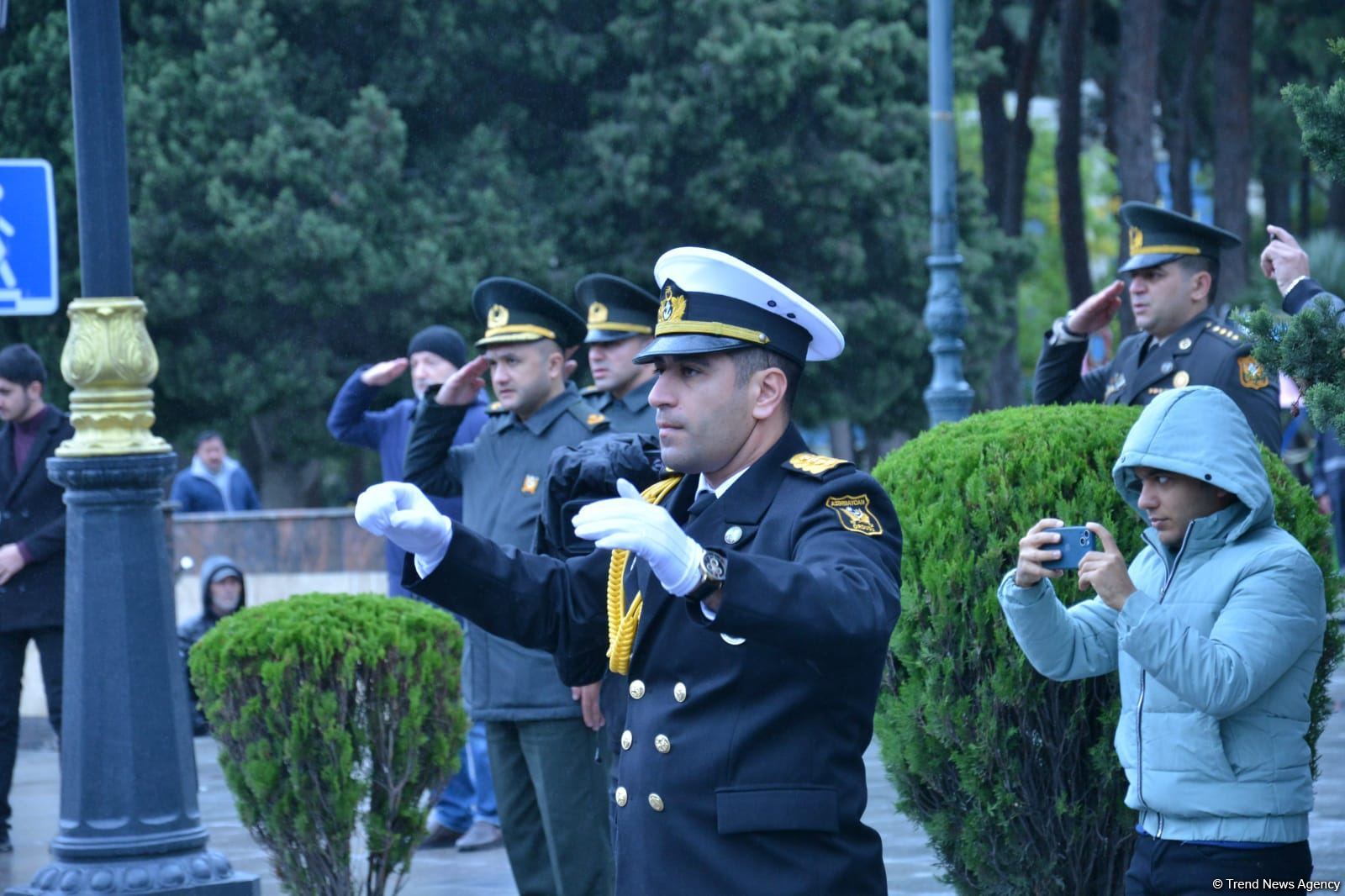 Procession with military bands in Baku on occasion of Victory Day (PHOTO/VIDEO)