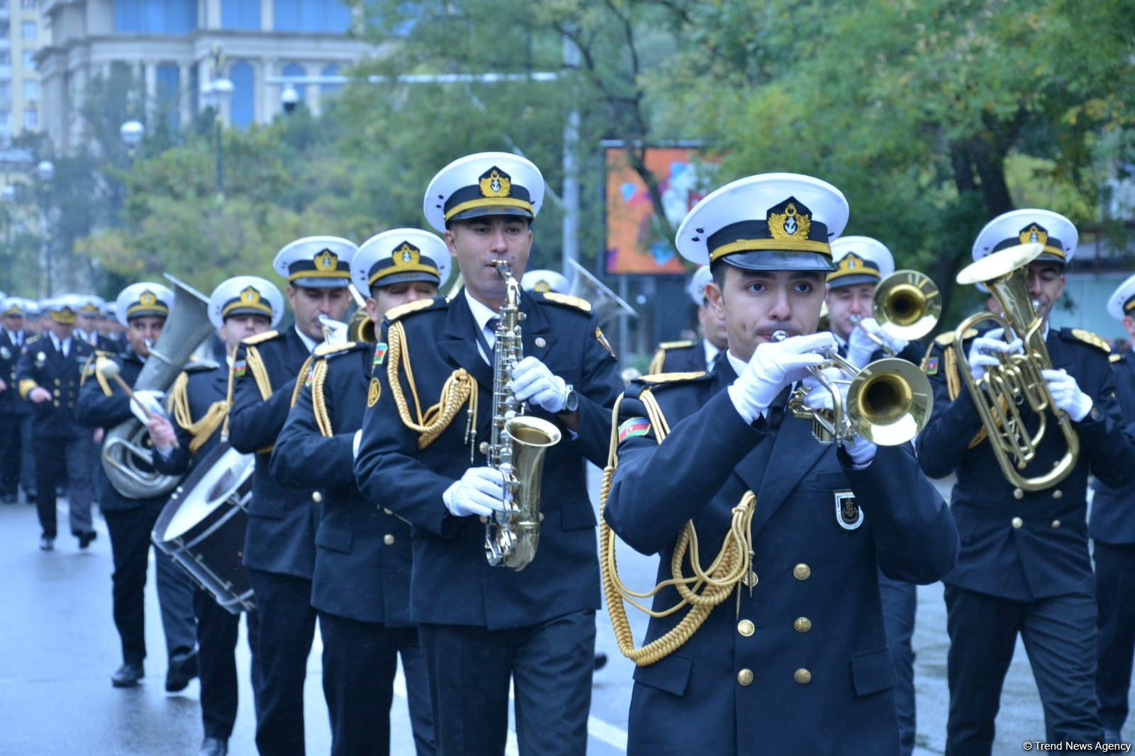 Procession with military bands in Baku on occasion of Victory Day (PHOTO/VIDEO)