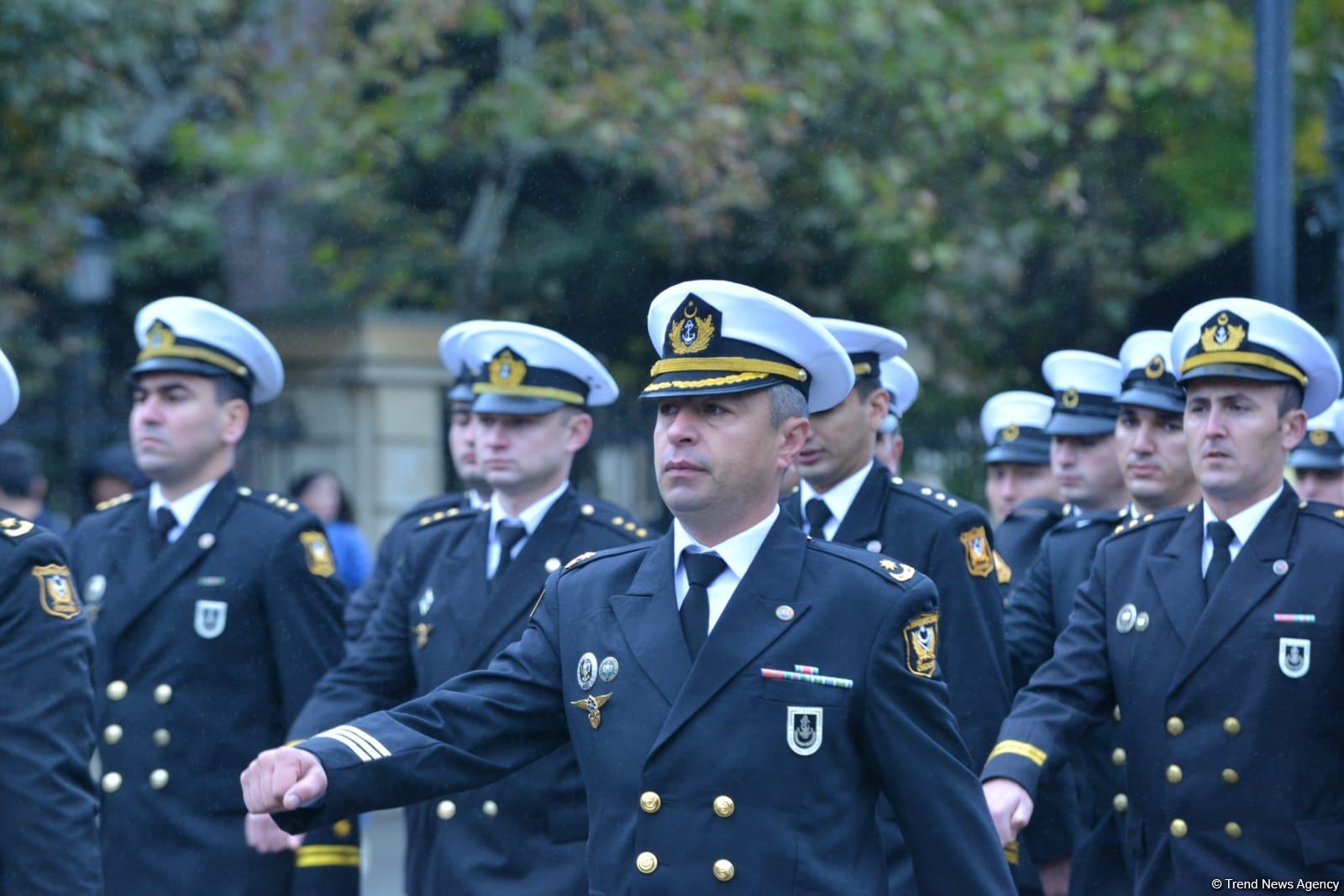 Procession with military bands in Baku on occasion of Victory Day (PHOTO/VIDEO)