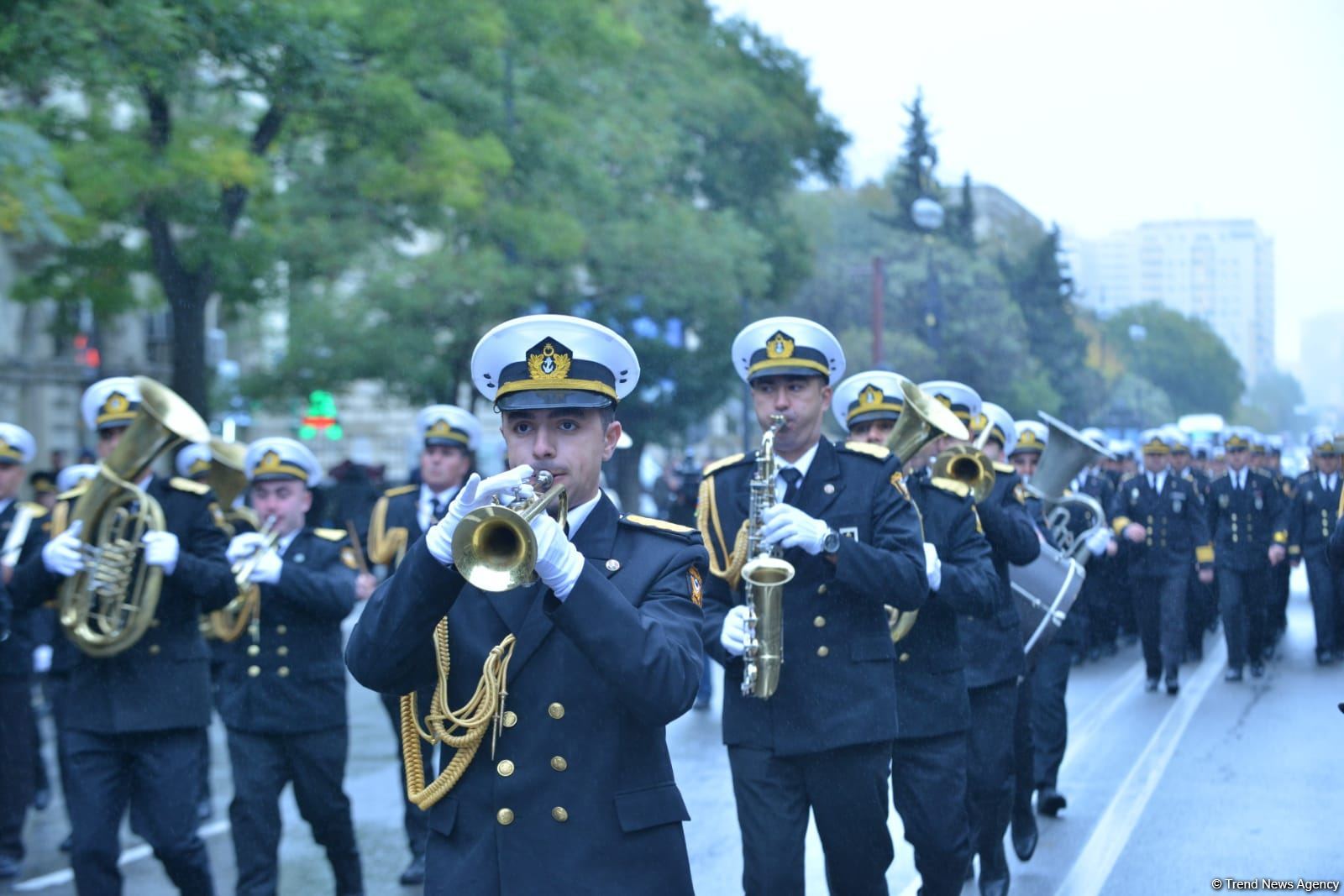 Procession with military bands in Baku on occasion of Victory Day (PHOTO/VIDEO)