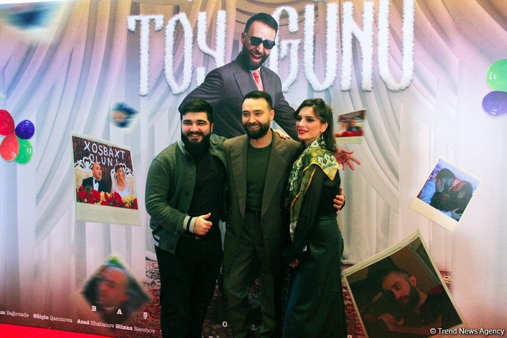 Xoşbəxt olun! В Баку провели свадьбу в стиле 90-х – палатка, кукла на капоте машины и гламурные гости (ФОТО)
