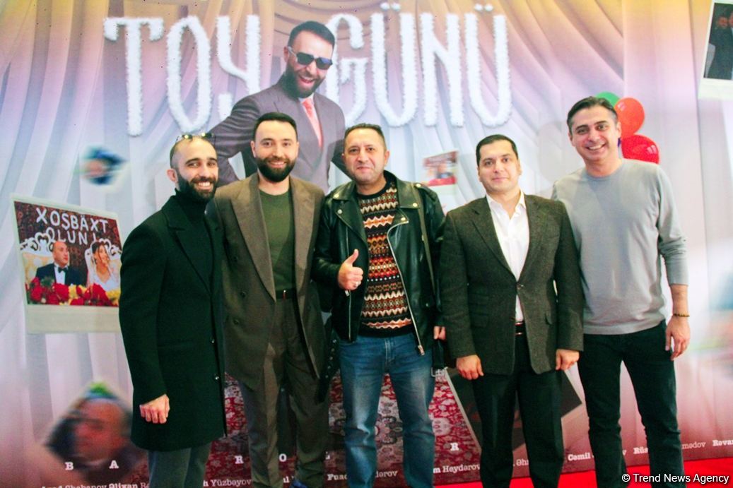 Xoşbəxt olun! В Баку провели свадьбу в стиле 90-х – палатка, кукла на капоте машины и гламурные гости (ФОТО)