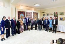 "Азерхалча" и воспитанники SABAH представили ковры "Шуша", "Хамса" и "Любовь" (ФОТО)