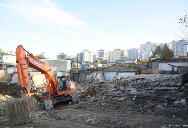 Massive demolition work gets underway in Azerbaijan's Baku, paving way for new park