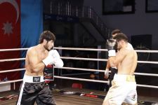 В Баку состоялась битва среди профессиональных боксеров за чемпионский пояс UBO (ФОТО)