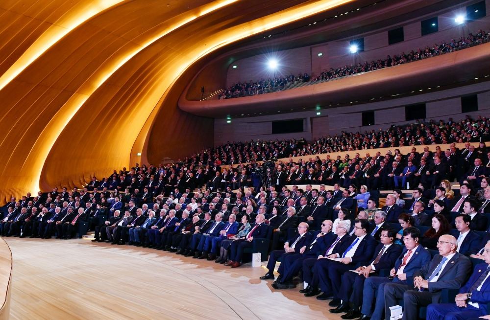 President Ilham Aliyev makes speech at event dedicated to 30th anniversary of New Azerbaijan Party (PHOTO/VIDEO)