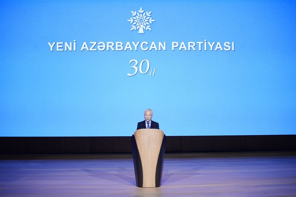 President Ilham Aliyev makes speech at event dedicated to 30th anniversary of New Azerbaijan Party (PHOTO/VIDEO)
