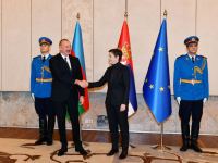 President Ilham Aliyev holds expanded meeting with Serbian PM (PHOTO/VIDEO)