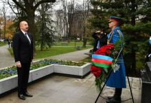 President Ilham Aliyev visits monuments to national leader Heydar Aliyev, Milorad Pavic in Tasmajdan park in Belgrade (PHOTO/VIDEO)