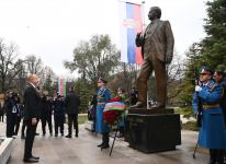 President Ilham Aliyev visits monuments to national leader Heydar Aliyev, Milorad Pavic in Tasmajdan park in Belgrade (PHOTO/VIDEO)