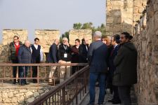 Участники бакинской международной конференции посетили Агдам (ФОТО)