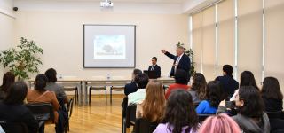 В Баку представлен проект "Архитектурные шедевры стран мира" – путешествие по Словакии (ФОТО)