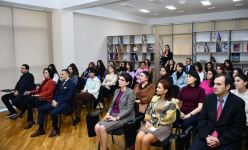 В Баку представлен проект "Архитектурные шедевры стран мира" – путешествие по Словакии (ФОТО)