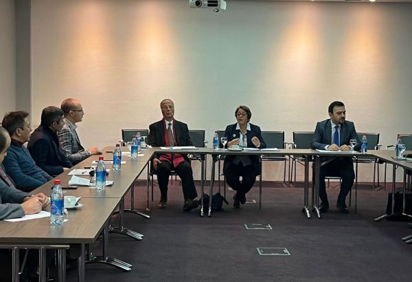 Azerbaijanis in Iran suffer from draining of Lake Urmia, native language issues