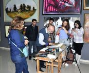 Между живописью и графикой… Как в Баку учат рисовать акварелью (ФОТО)