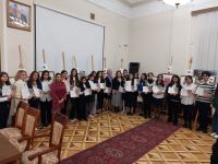 Ручные работы Хуршидбану Натаван в произведениях художников (ФОТО)