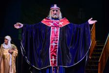 В Баку состоялся показ спектакля "Шейх Санан", посвященный 140-летию Гусейна Джавида (ФОТО)