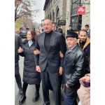 Президент Ильхам Алиев и Первая леди Мехрибан Алиева встретились и побеседовали с жителями города Шеки (ФОТО)