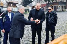 Президент Ильхам Алиев и Первая леди Мехрибан Алиева ознакомились с ремонтно-реставрационными работами, проводимыми на территории Шекинского национального историко-архитектурного заповедника «Юхары Баш» (ФОТО/ВИДЕО)