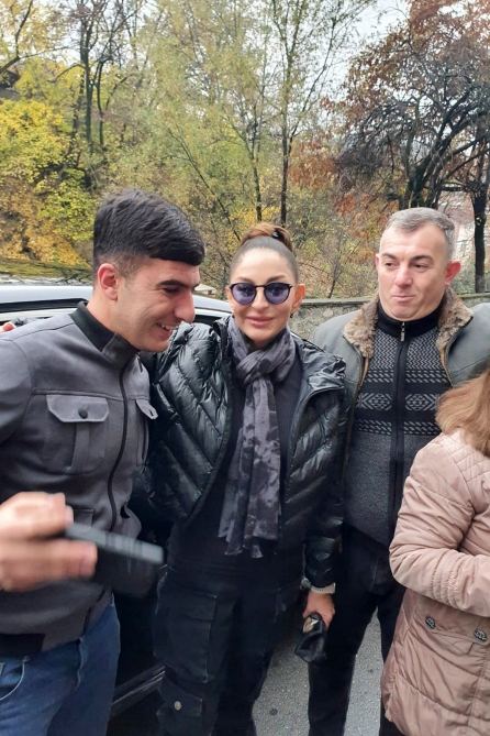 Президент Ильхам Алиев и Первая леди Мехрибан Алиева ознакомились с ремонтно-реставрационными работами, проводимыми на территории Шекинского национального историко-архитектурного заповедника «Юхары Баш» (ФОТО/ВИДЕО)