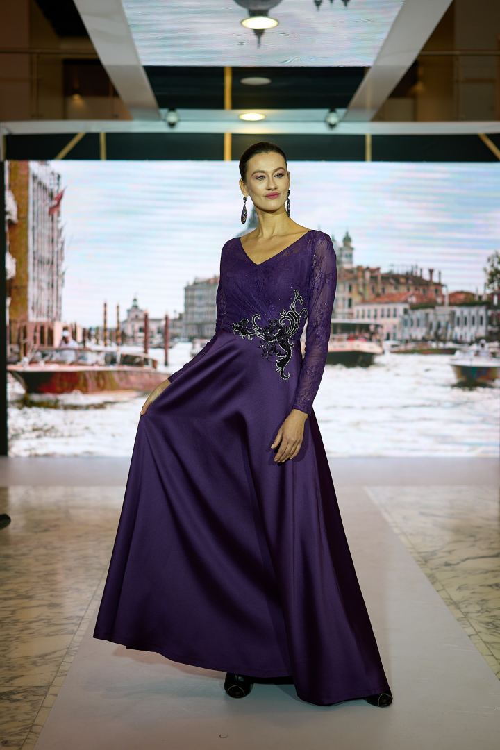 Azerbaijan Fashion Week 2022 – от одеяний кочевников и элегантных хиджабов до волшебной птицы Хумо (ФОТО)