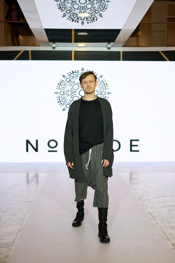 Azerbaijan Fashion Week 2022 – от одеяний кочевников и элегантных хиджабов до волшебной птицы Хумо (ФОТО)