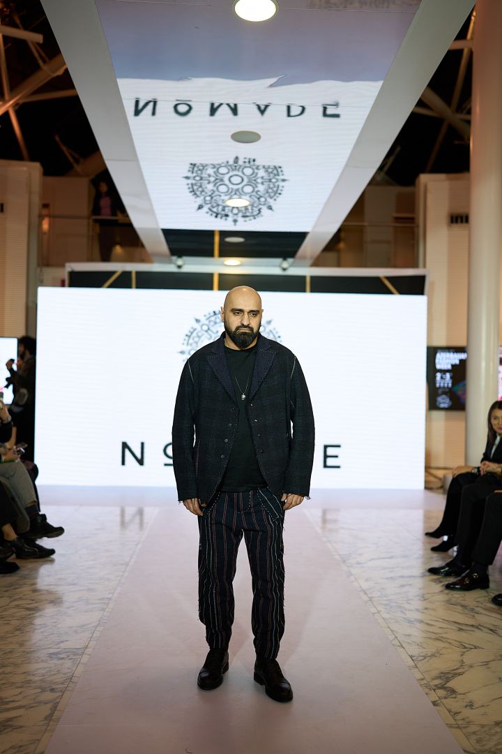 Azerbaijan Fashion Week 2022 – от одеяний кочевников и элегантных хиджабов до волшебной птицы Хумо (ФОТО)