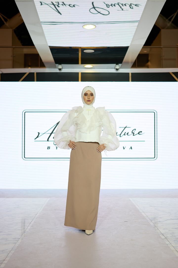 Azerbaijan Fashion Week 2022 – от одеяний кочевников и элегантных хиджабов до волшебной птицы Хумо (ФОТО)